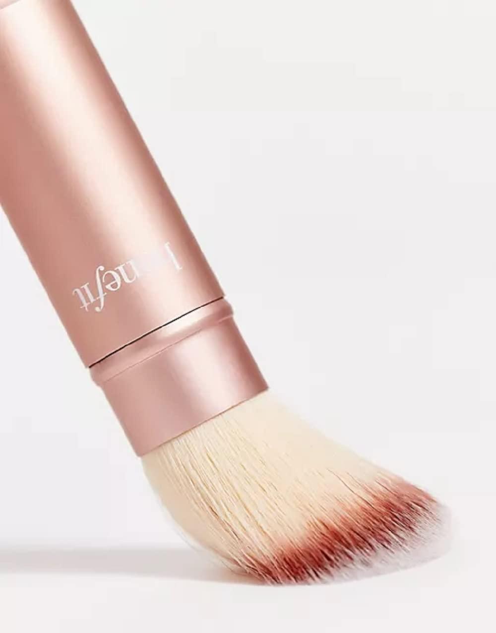 Benefit Benefit Cosmetics Multitasking Cheek Brush for Powder Blush, Bronzer & Highlighter