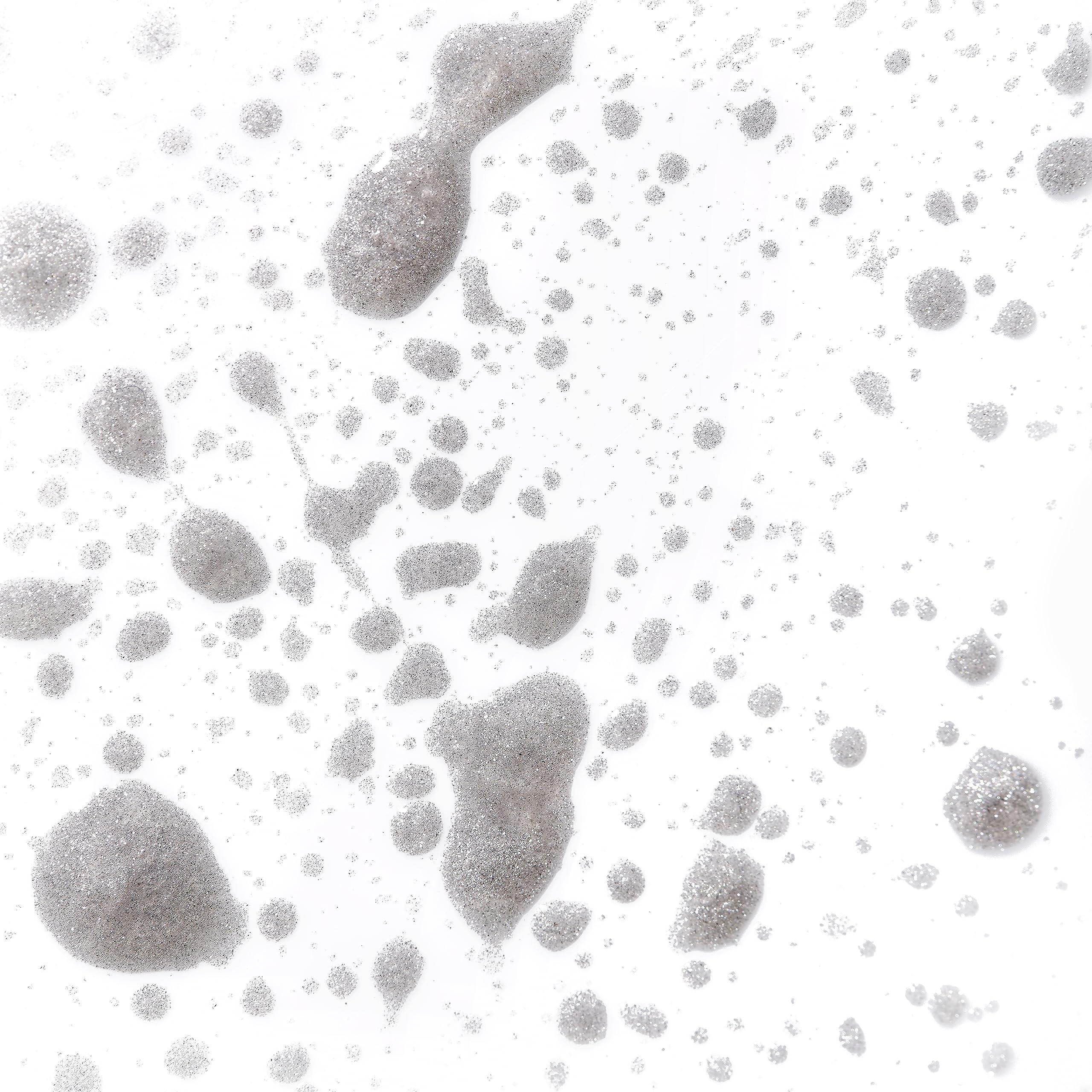 Lottie London Lottie London Freckle Tint- Metallic in Silver, Metallic Faux Freckle Pen with Precise Applicator to Create Easy Fake Freckles for a metallic sun-kissed finish