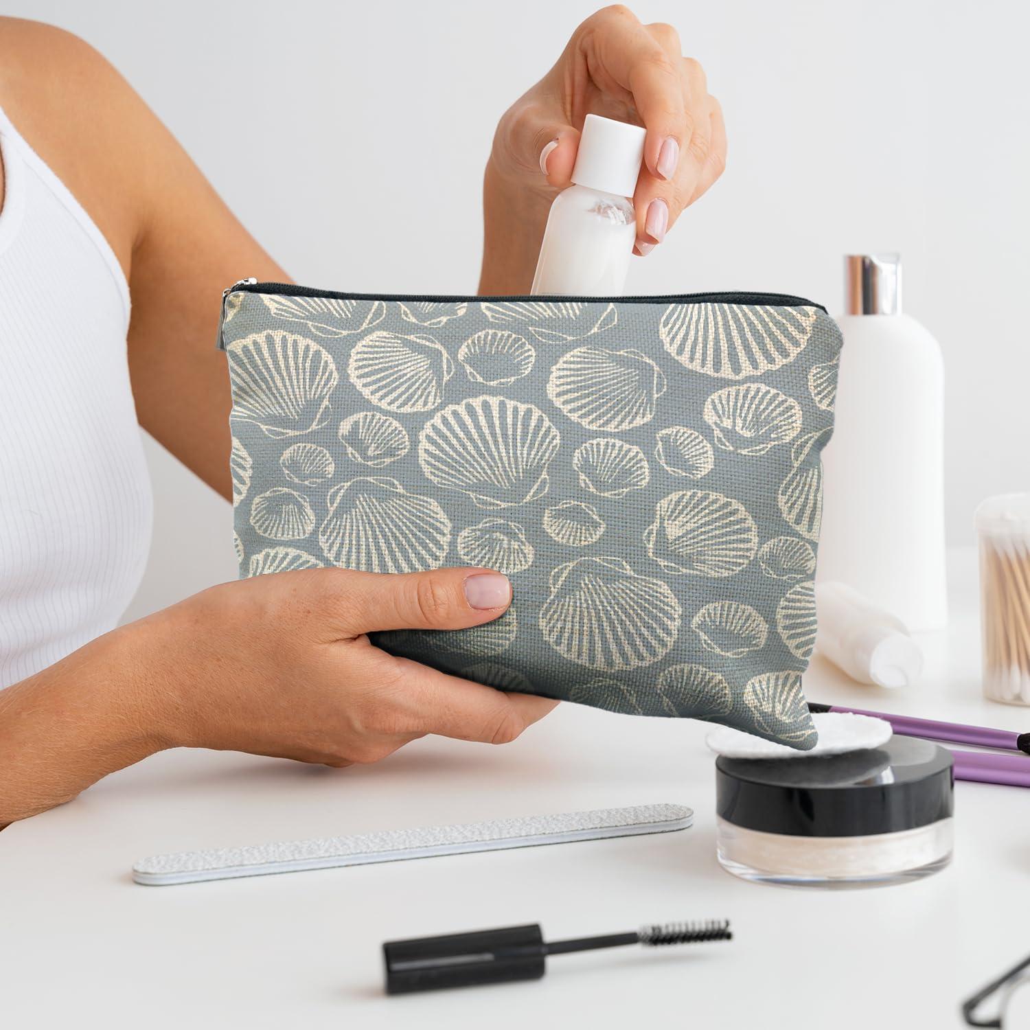 RYYCDOI RYYCDOI Beach Gifts for Women, Ocean Coastal Beach Makeup Bag, Sea Shell Pouch for Women, Gifts for a Beach Lover, Beach Vacation Gifts, Light Blue Beachy Makeup Pouch