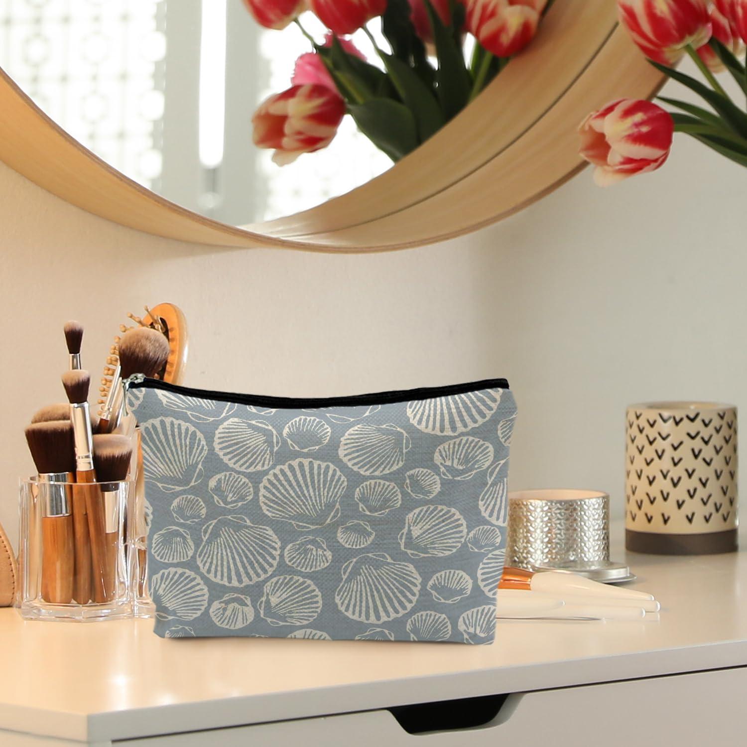 RYYCDOI RYYCDOI Beach Gifts for Women, Ocean Coastal Beach Makeup Bag, Sea Shell Pouch for Women, Gifts for a Beach Lover, Beach Vacation Gifts, Light Blue Beachy Makeup Pouch