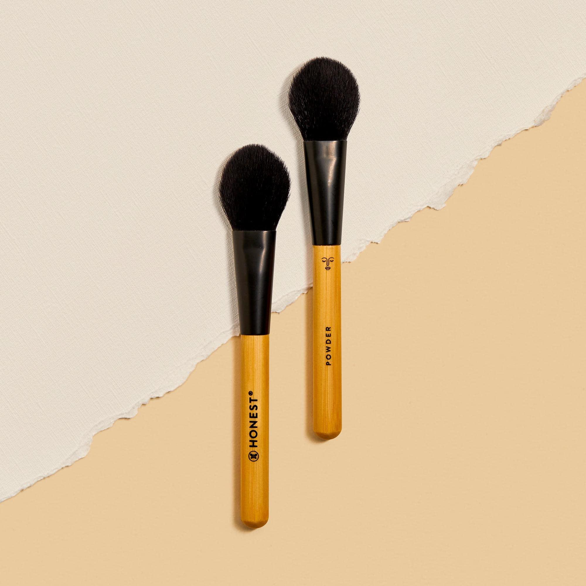 Honest Beauty Honest Beauty Powder Brush | Even Blending for Loose + Pressed Powders | Renewable Bamboo, Synthetic Bristles | Cruelty Free