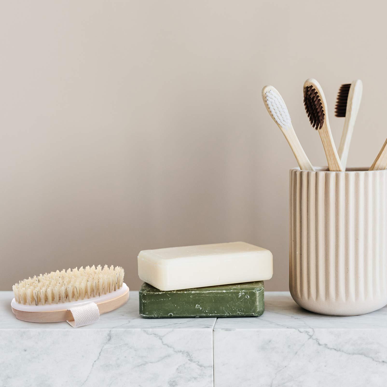 QUINLUX WIGS HD Transparent Lace Wigs Preplucked 360 Lace Frontal Wig Invisible Lace Front Wigs Straight 360 Glueless Lace Front Human Hair Wigs for Women 150% Density Brazilian Remy Hair 14 Inch