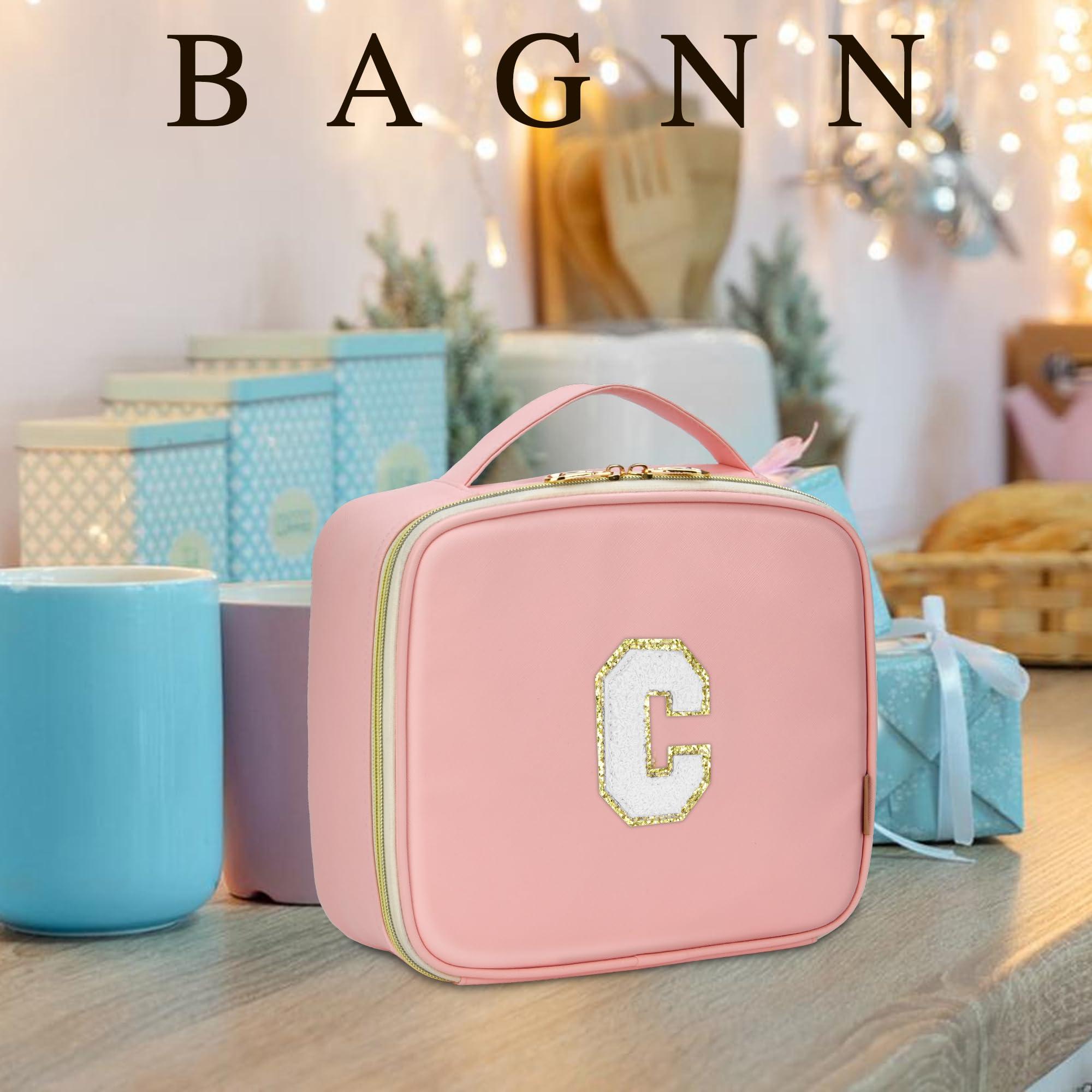 BAGNN Initials Travel Makeup Case Birthday Mothers Day Gifts for Women, Personalized Makeup Cosmetic Train Case Organizer with Adjustable Dividers, Makeup Organizer Bag for Make up Brushes, Pink, Q.