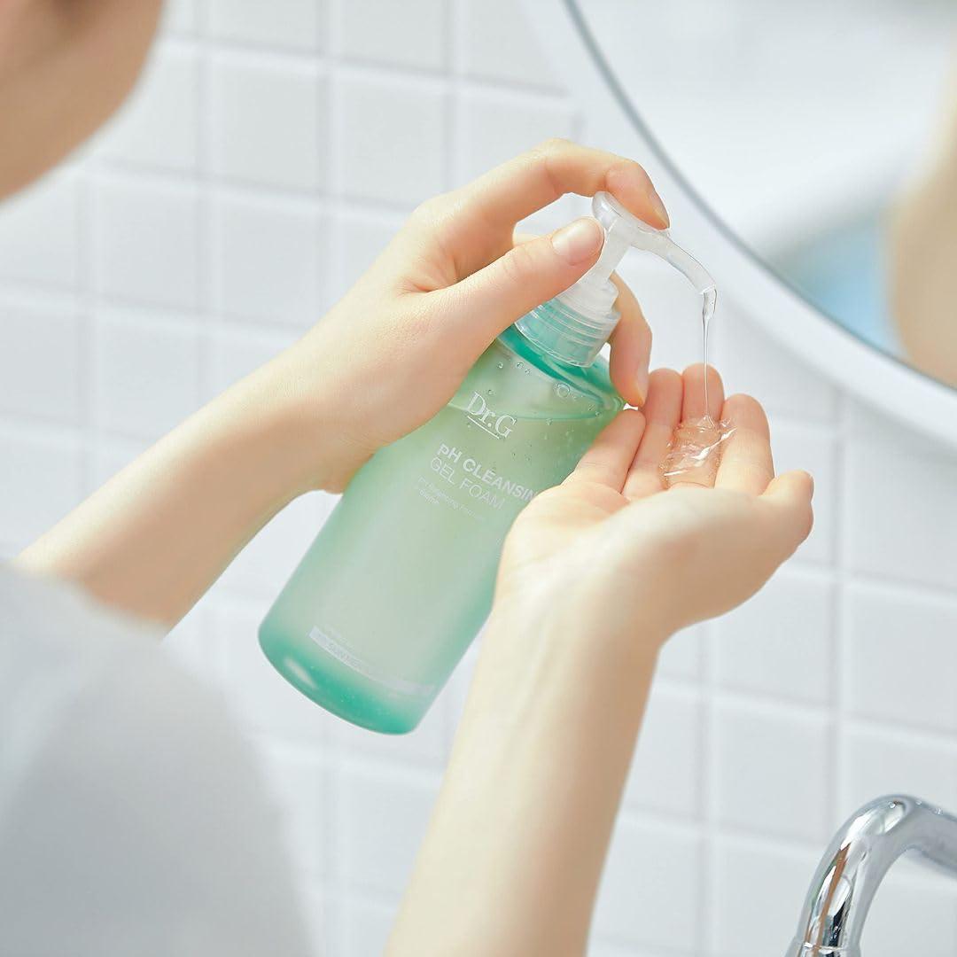 Dr.G Dr.G pH Cleansing Gel Foam, 200ml - Gel Cleanser Face Wash, Gel Face Wash, Korean Skin Care Coreano, Korean Skincare, K Beauty Skincare, Kbeauty Skincare, Korean Beauty, Asian Skin Care Coreano