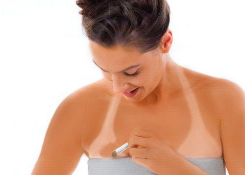 Tanee Tanline Corrector