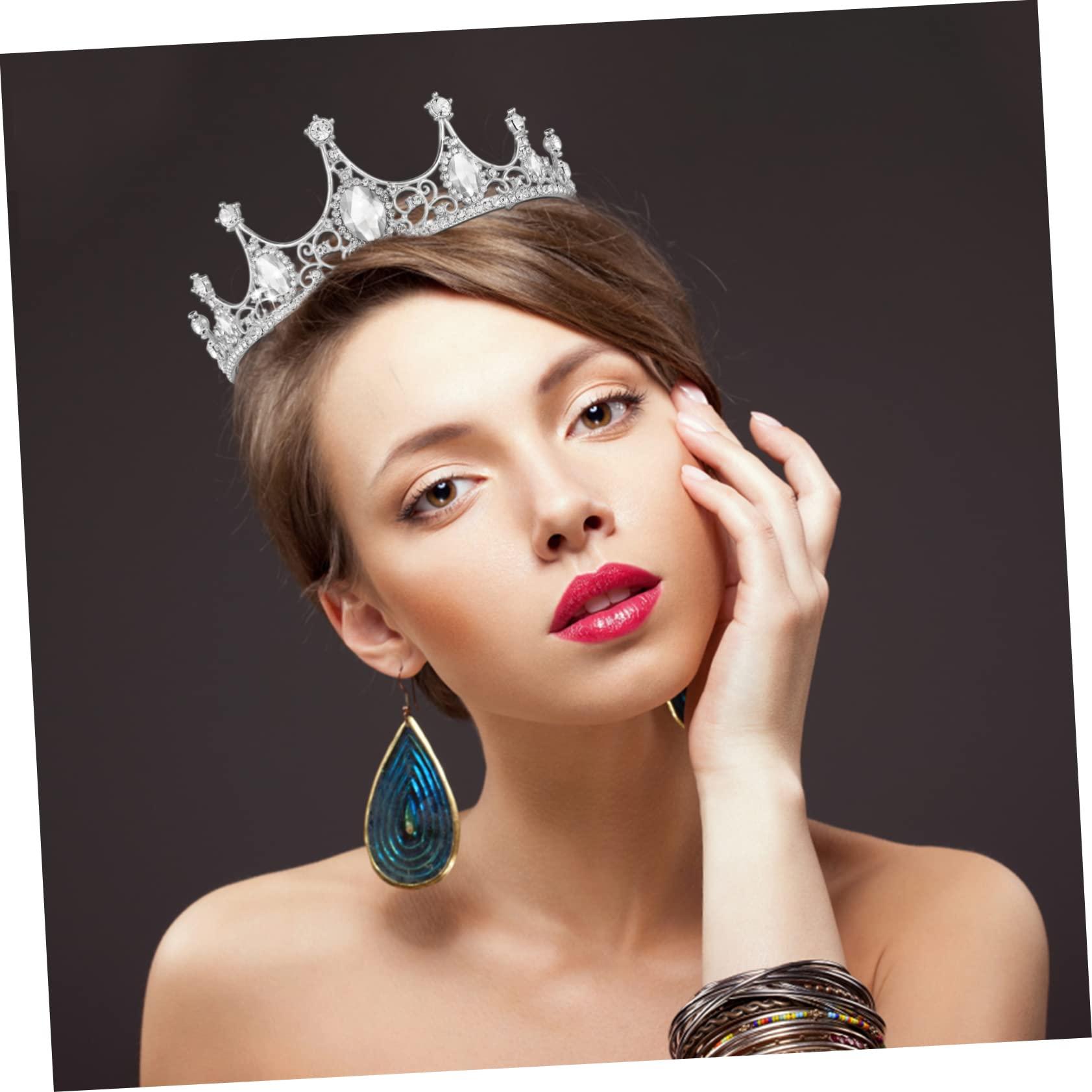 Clytie Curly Raw Human Hair Bundles Salt and Pepper Gray Jerry Curly Grey Raw Hair Bundles 50% Grey Mixed Black Color 14 Inches 2 Bundles Virgin Hair Weave Extensions Can be Dyed and Styled by Clytie