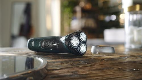 Philips Norelco Philips Norelco Shaver 2600, Rechargeable Cordless Electric Shaver with Pop-Up Trimmer, X3052/91