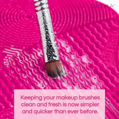Sigma Beauty Sigma Beauty Makeup Brush Cleaner Mat  Sigma Spa Express Silicone Makeup Brush Cleaning Mat with Suction Cups for Cleaning Makeup Brushes, Compact Design Fit for Any Travel Makeup Kit (Pink)