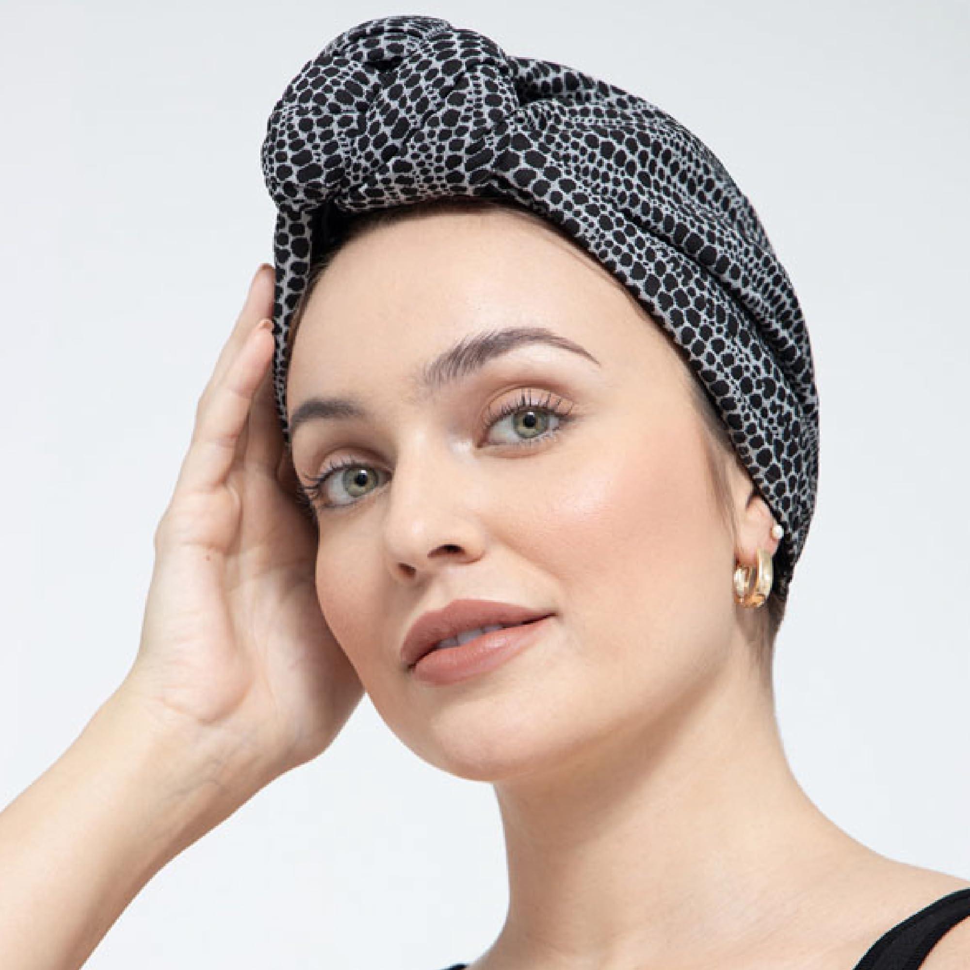 Loza Tam Loza Tam | Luxe Black & White Head Wrap Turban for Women | Satin-Lined Turban Hair Wrap for Women (US, Alpha, Small, Medium)