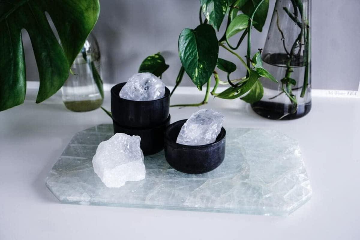 FLFWLASS FLFWLASS-Alum Stone Block | White Alum Crystal Rock | Phitkari Crystal Stone of Alumbre | Natural Piedra de Alumbre Alum Stone | Shaving Stone Chunks | Tawas Stone Antiperspirant (100 Gram)