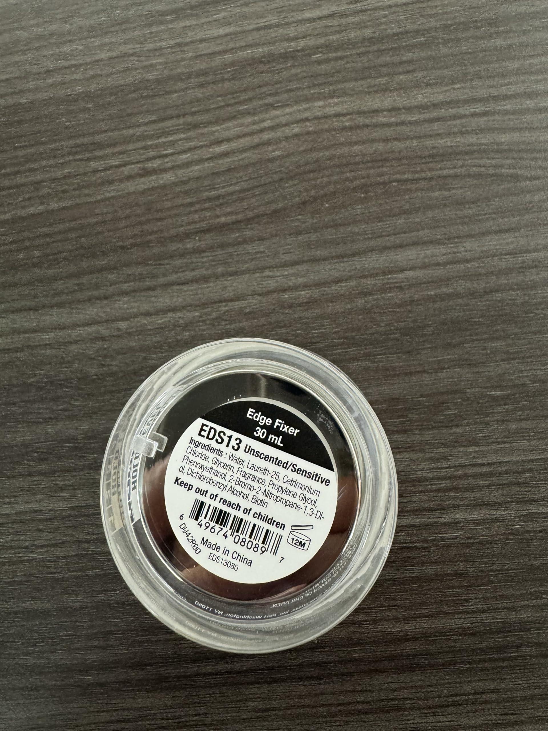 Red by Kiss Red by Kiss Edge Fixer 24 Hour Maximum Hold Edge Wax No Flaking Biotin B7 Infused Hair Gel 1.01 fl.oz (Unscented)