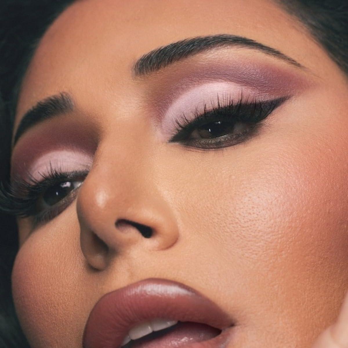 HUDABEAUTY HUDA BEAUTY Matte Obsessions Eyeshadow Palette Cool Matte Obsessions