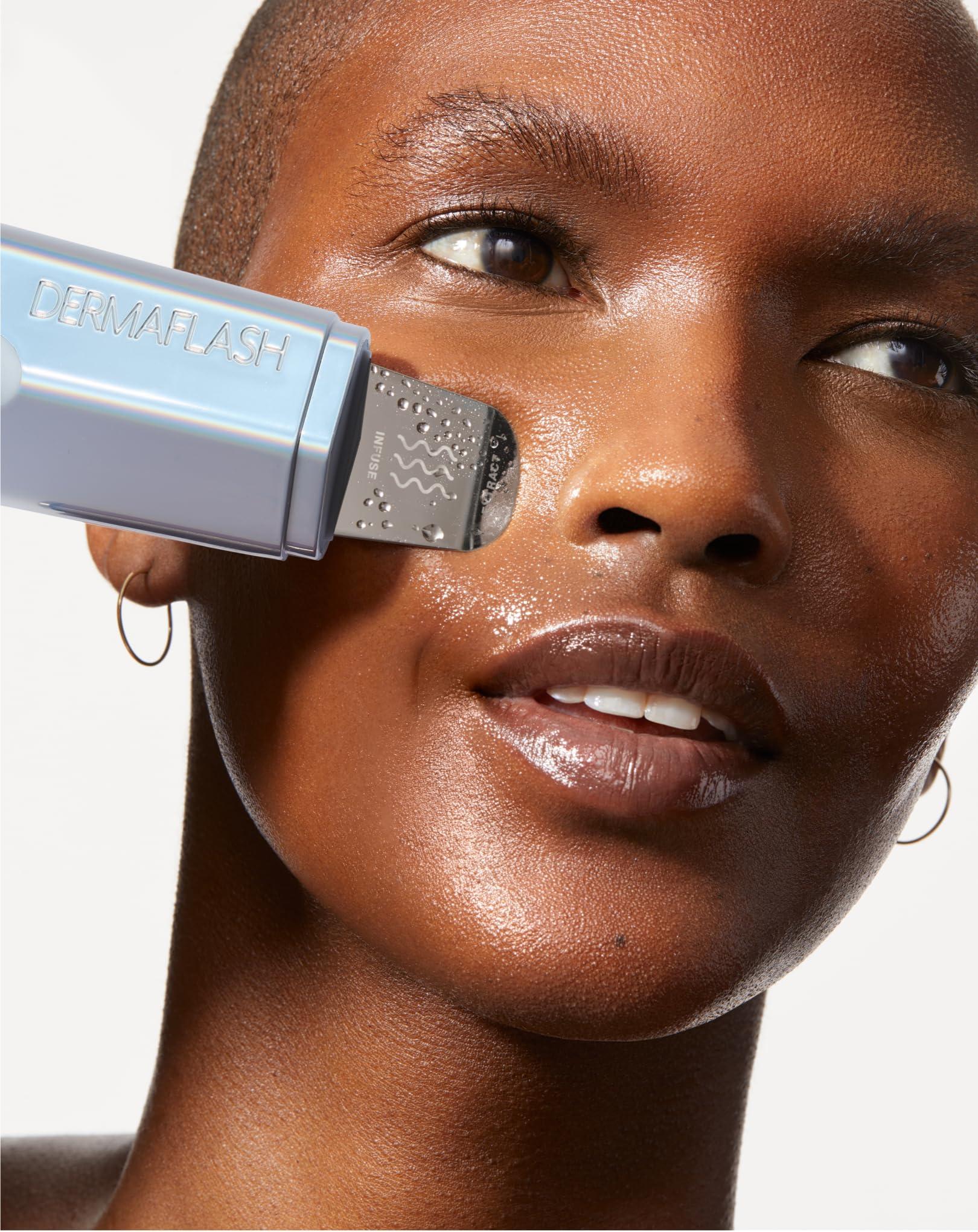 DERMAFLASH DERMAFLASH DERMAPORE+ Skin Care Device, Ultrasonic 2-in-1 Pore Extractor and Serum Infuser, Holiday Metallic