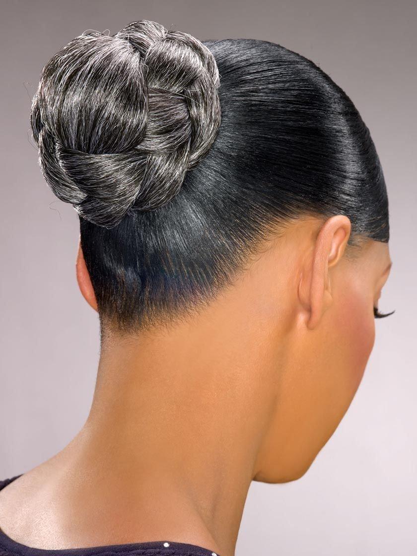 Velvet Bridal Bridal Veil Diamond Off White 2 Tier Fingertip Length With Scattered Rhinestone