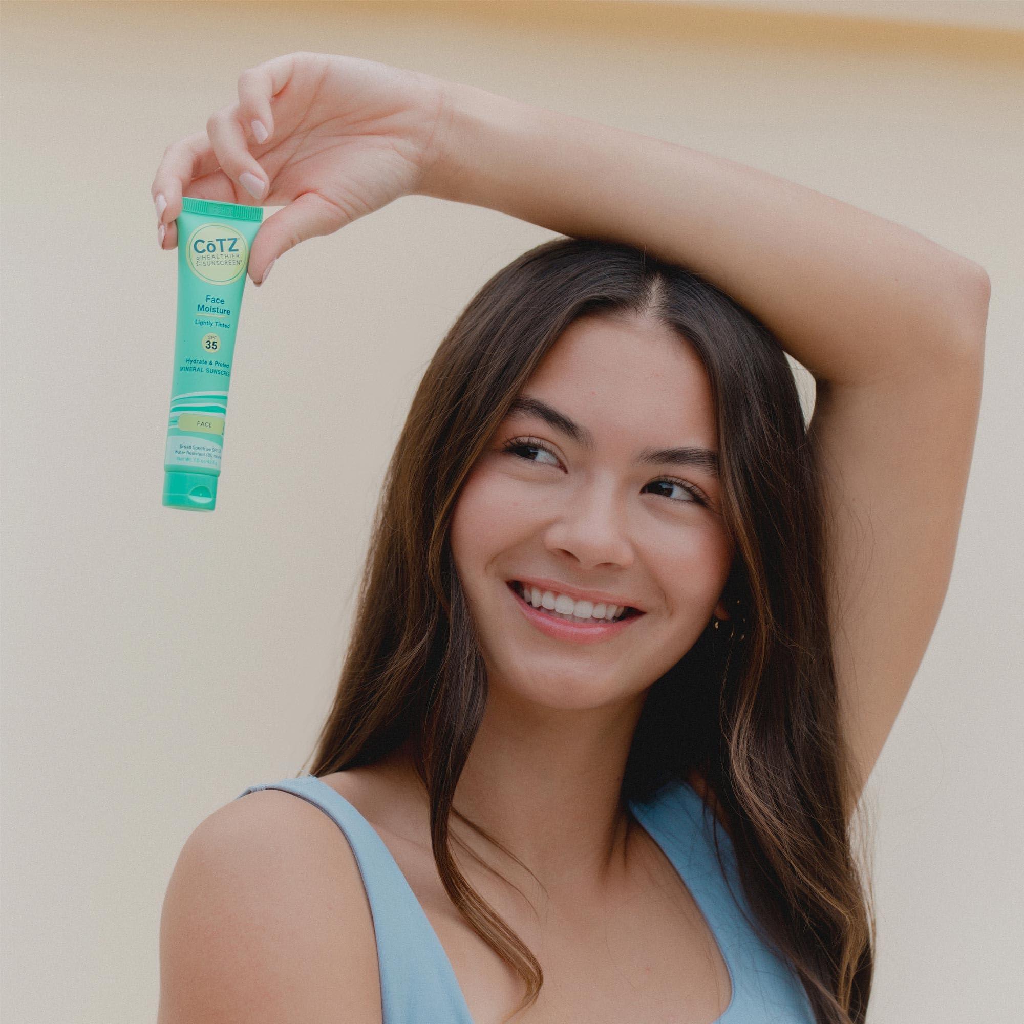 CoTZ CoTZ Face Moisture Lightly Tinted Mineral Sunscreen Broad Spectrum SPF 35; 1.5 oz / 42.5 g