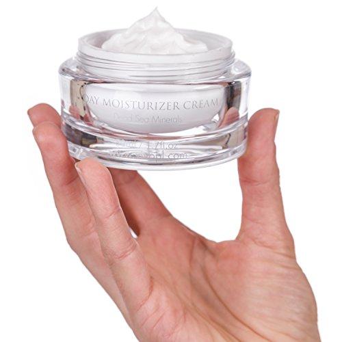 Vivo Per Lei Vivo Per Lei 2 Pcs. Day Cream & 2 Pcs. Facial Peeling by Vivo Per Lei