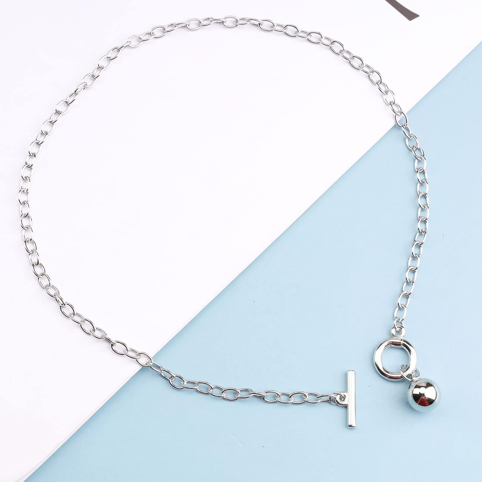 LONGXIN LONGXIN Volleyball Gifts Initial A-Z Personalized Makeup Bag Monogrammed Cosmetic Bags Toiletry Pouch Volleyball Lovers Gifts for Teen Girls Women Friends Coach Players Volleyball Team Gifts (M)