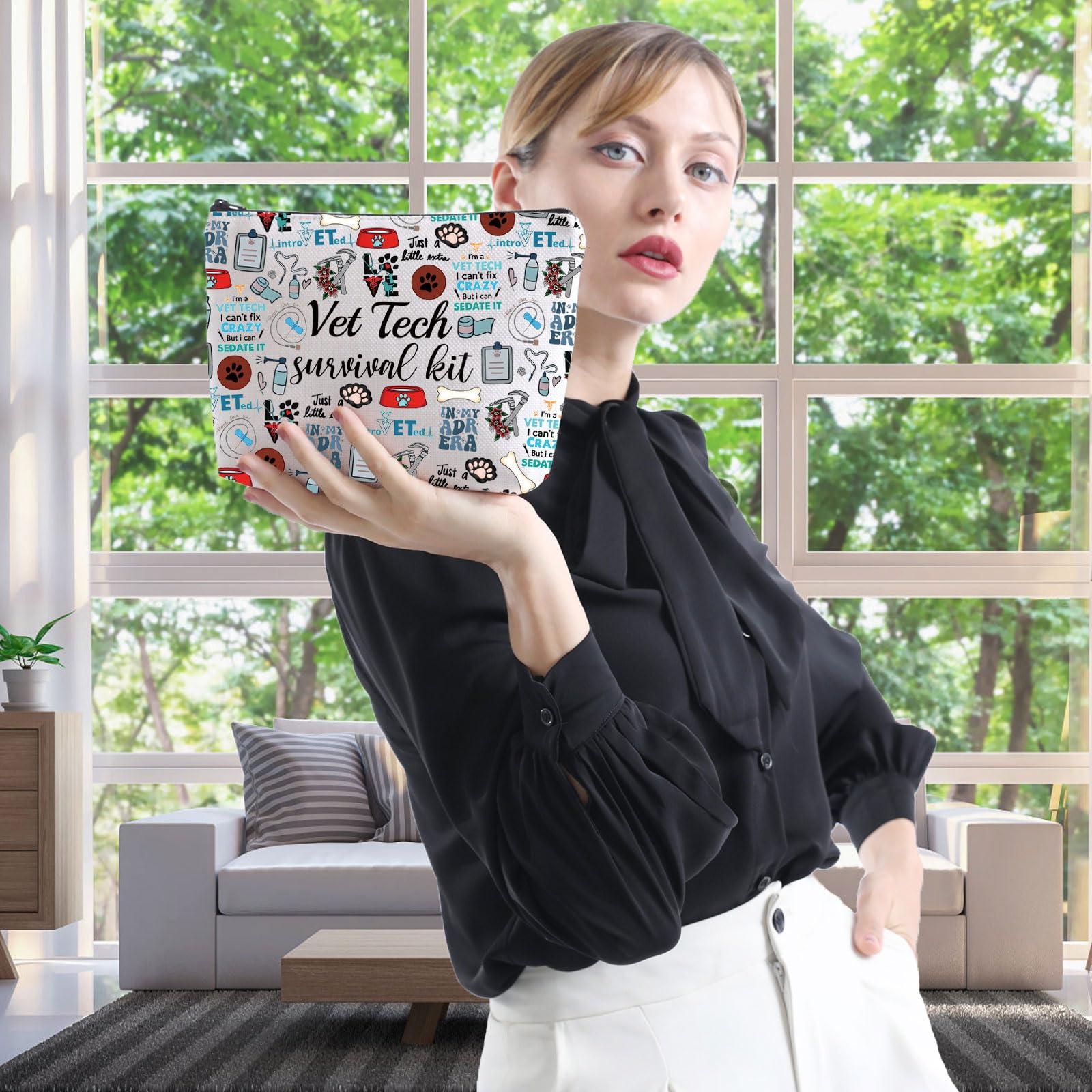 WCGXKO WCGXKO Veterinary Technician Gift Vet Tech Survival Kit Portable Travel Accessories Toiletry Bag Makeup Bag (ADR ERA)