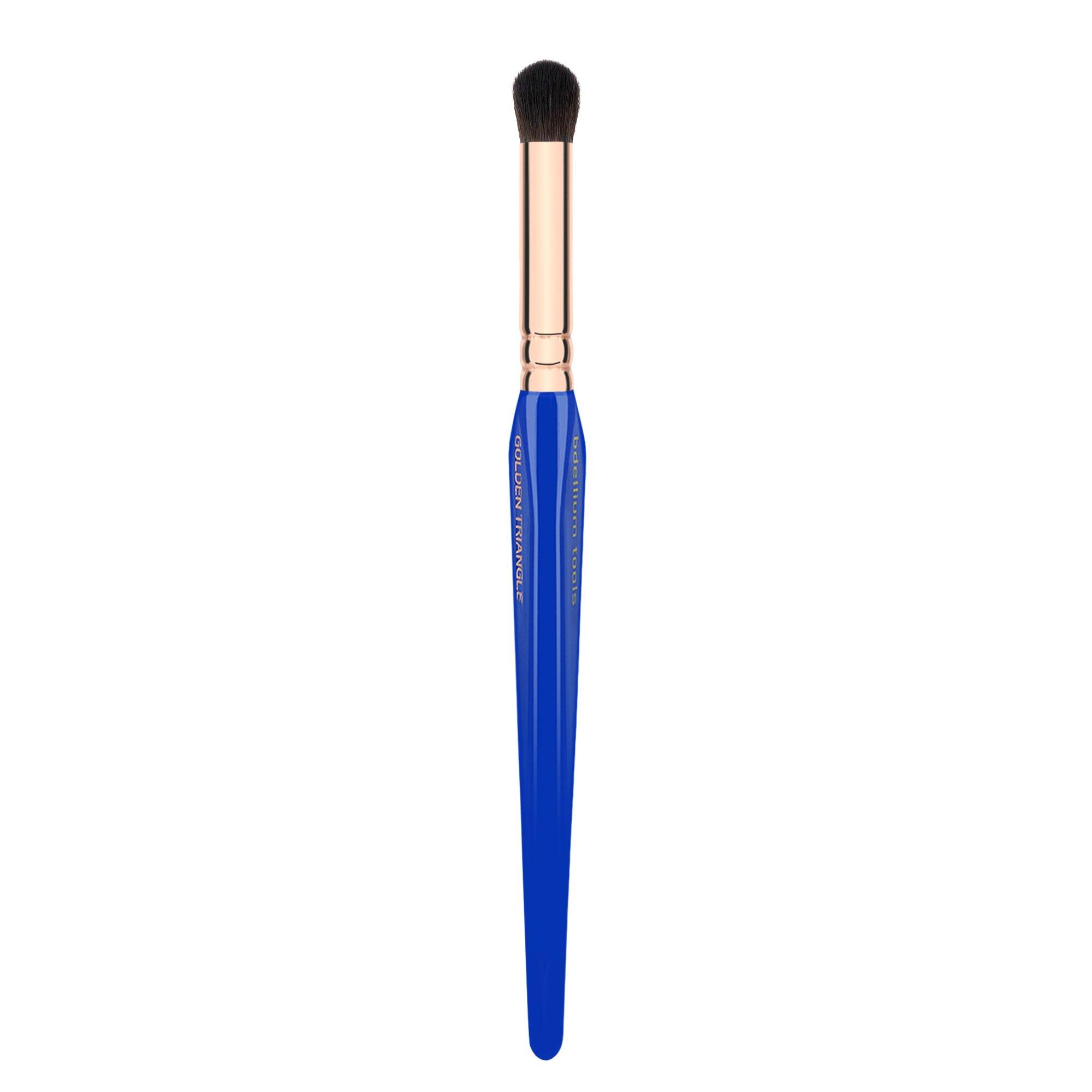 BDELLIUM TOOLS Bdellium Tools Professional Makeup Brush - Golden Triangle 767 Round Blender - With All Vegan and Soft Synthetic Fibers, For Blending & Smoothing (Blue, 1pc)