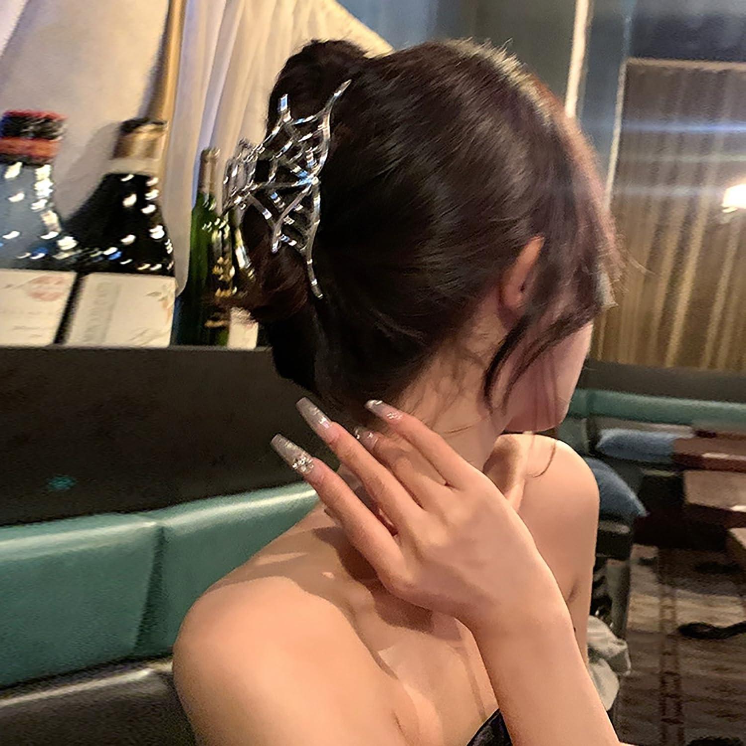 Dulyork Halloween Hair Claw Clip Halloween Spider Web Hair Clips For Women Silvery Metal Claw Clips With Spider Web Shape Designs Halloween Non-Slip Jaw Claw Clips For Women Halloween Hair Accessories