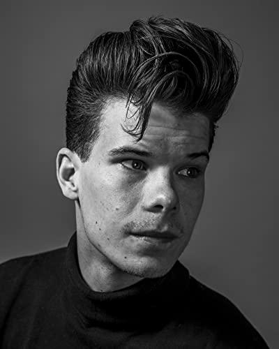 REUZEL Reuzel Matte Texture Powder - Easy Application - Maintain Carefully Groomed Appearance - Weightless Formula - Provides Instant Lift - Sulfate, Paraben, And Cruelty Free - 0.53 Oz