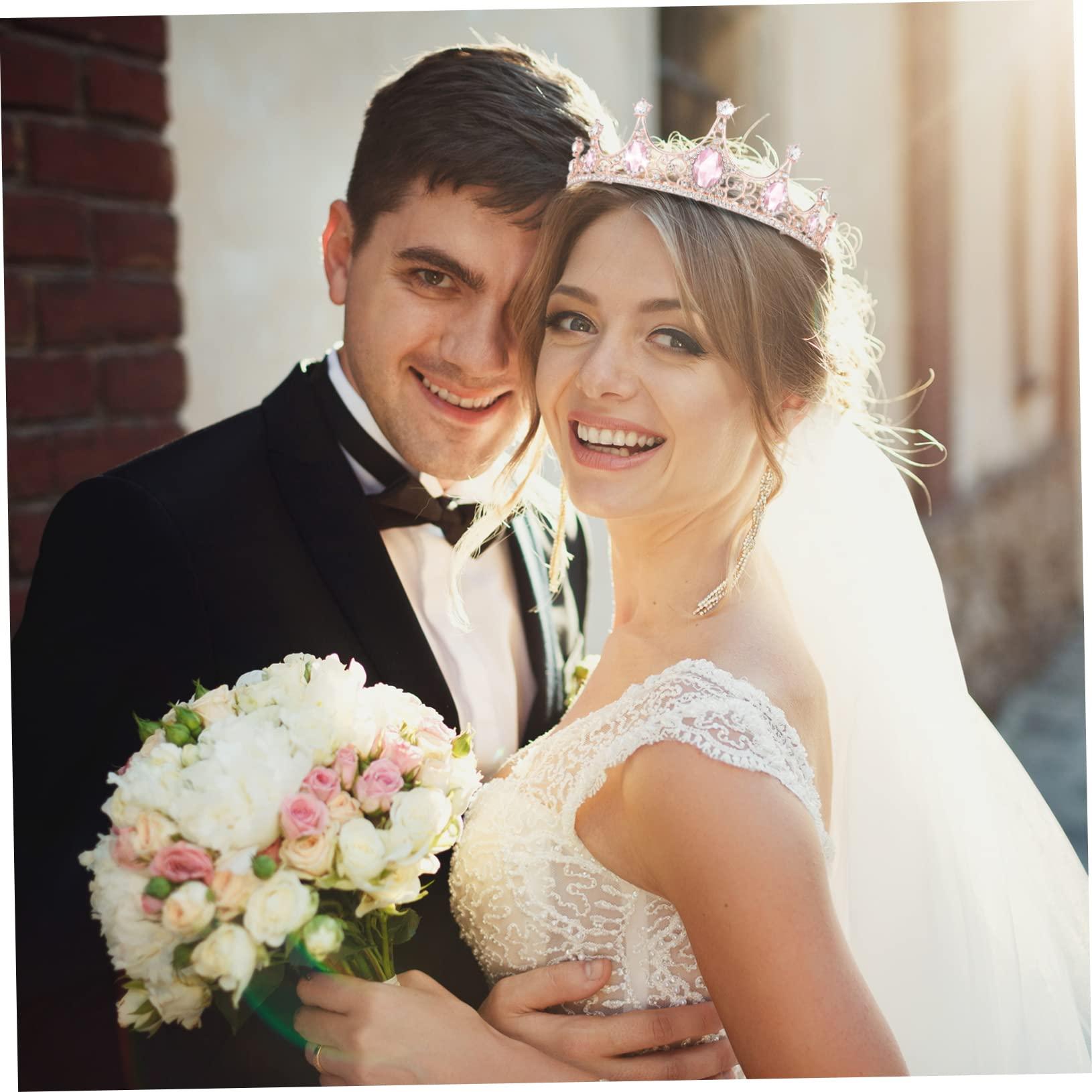 Clytie Curly Raw Human Hair Bundles Salt and Pepper Gray Jerry Curly Grey Raw Hair Bundles 50% Grey Mixed Black Color 14 Inches 2 Bundles Virgin Hair Weave Extensions Can be Dyed and Styled by Clytie