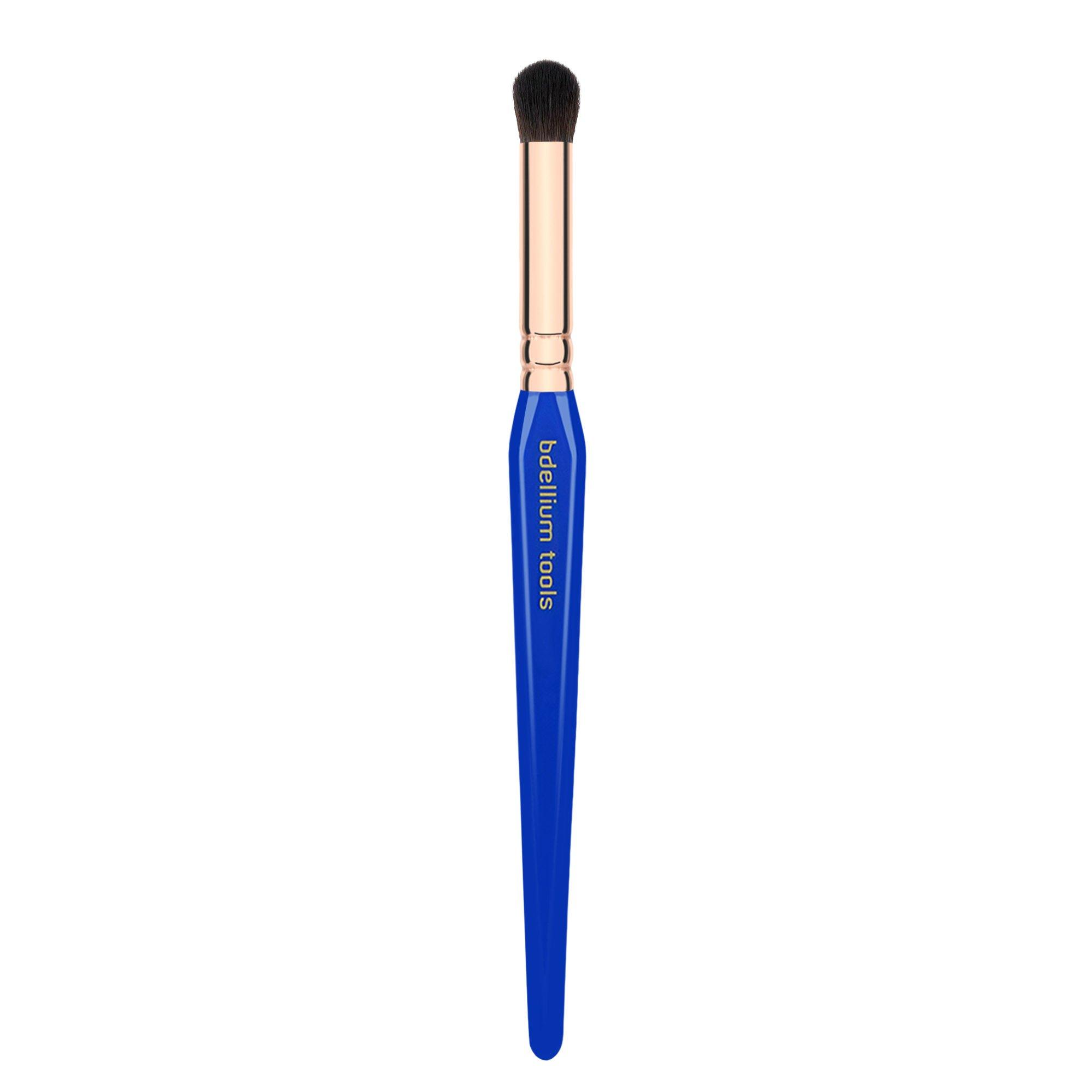 BDELLIUM TOOLS Bdellium Tools Professional Makeup Brush - Golden Triangle 767 Round Blender - With All Vegan and Soft Synthetic Fibers, For Blending & Smoothing (Blue, 1pc)