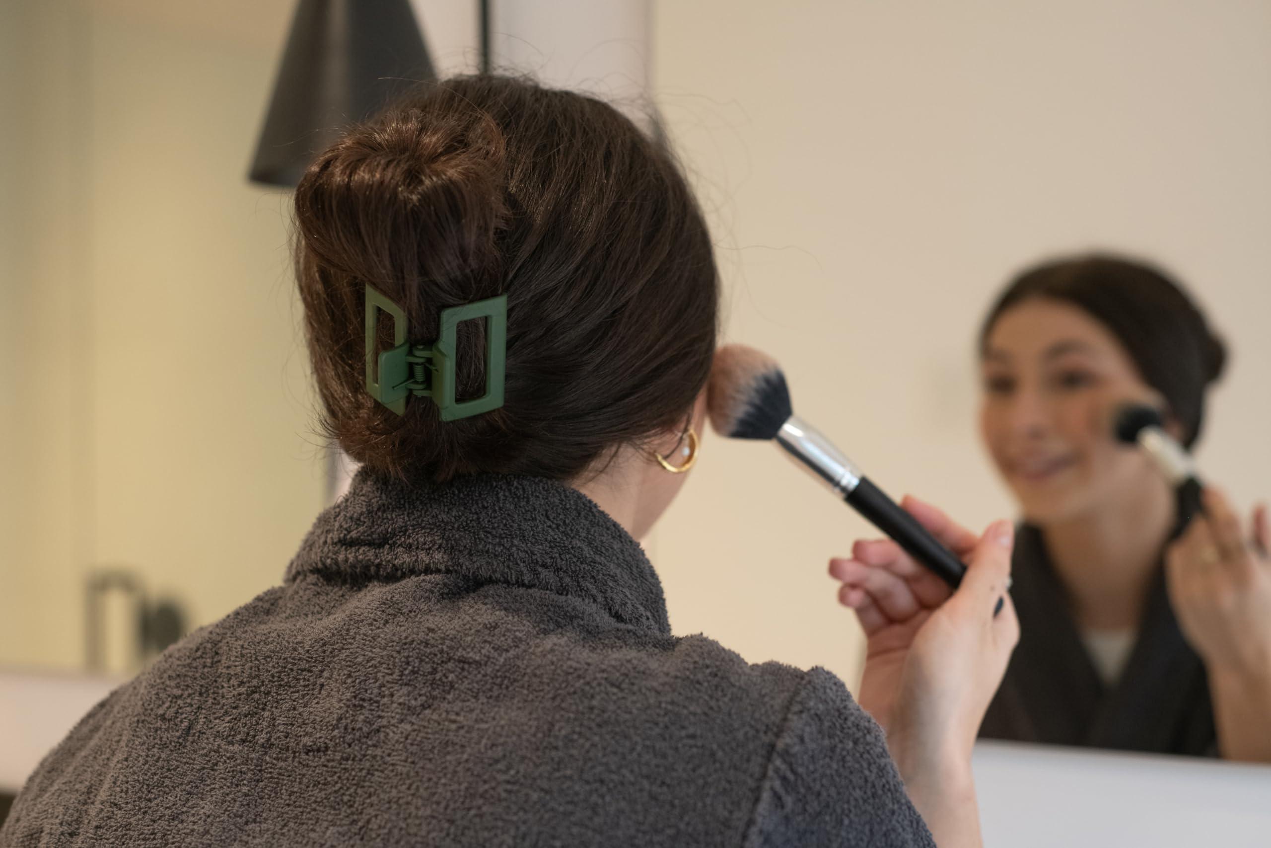 FRAMAR FRAMAR Medium Claw Clips Pack Medium Hair Clips For Women, Hair Claw Clips Medium, Cute Hair Clips Small, Small Clips For Hair, Small Claw Hair Clips For Thin Hair, Hair Claws, Green Hair Clips 4pc