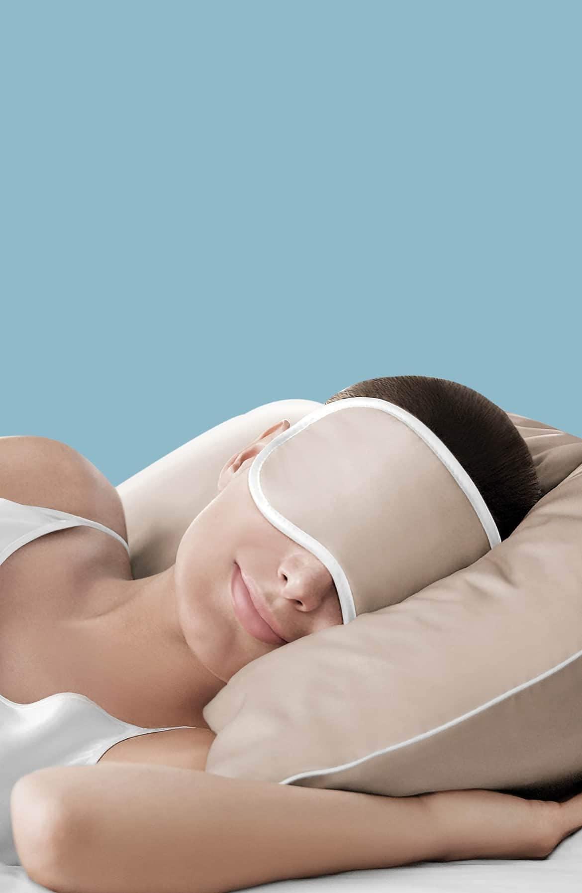 iluminage. Iluminage. Skin Rejuvenating Eye Mask for Fine Lines Reduction with Anti-Aging Copper Technology