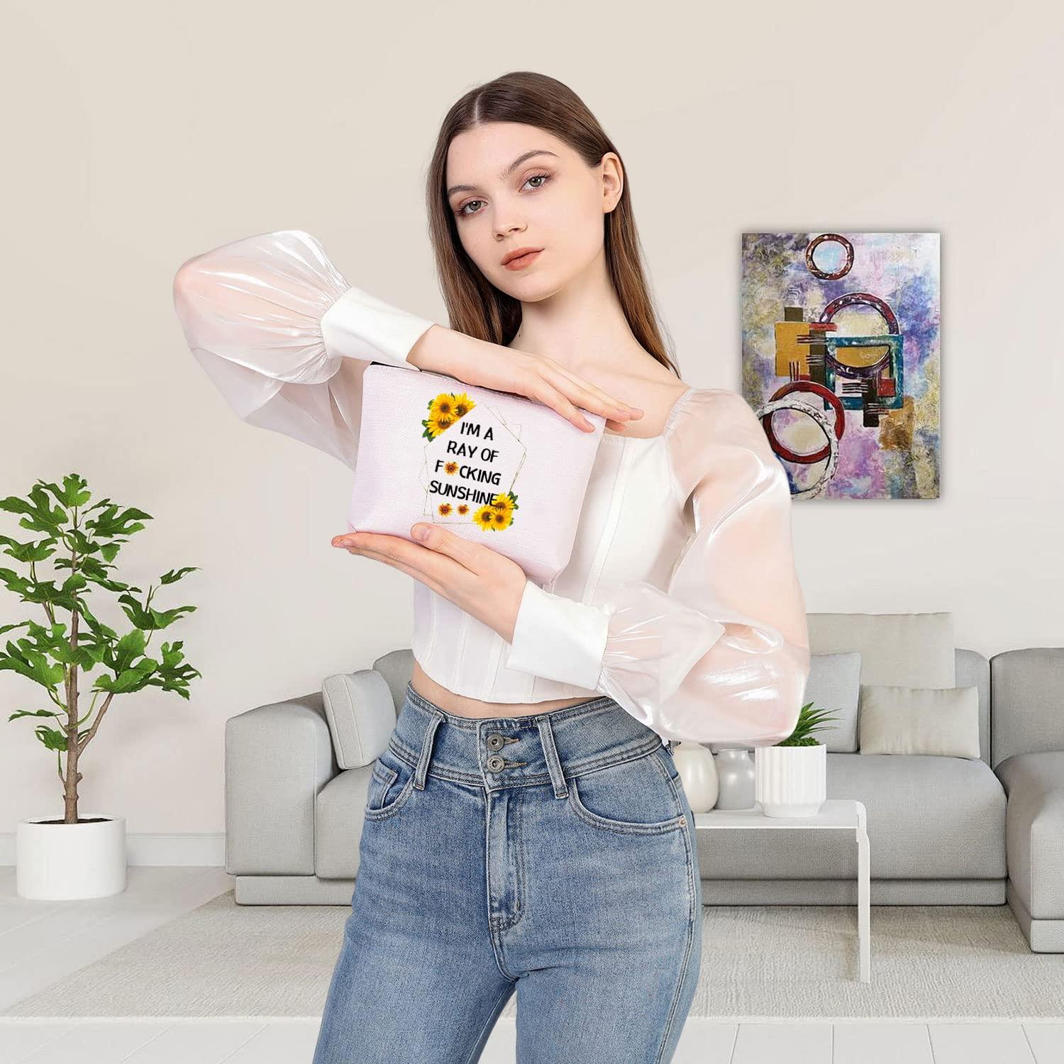 BDPWSS BDPWSS Funny Quote Makeup Bag I'm a Ray Of Sunshine Sarcastic Sunshine Travel Pouch For Friend Coworker Boss Gift (Ray of sunshine)