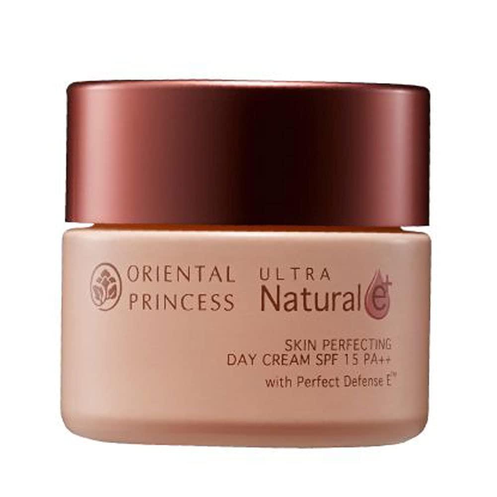 Oriental Princess Oriental Princess Ultra Natural e+ Skin Perfecting Day Cream SPF 15 PA++ 50 Gram.