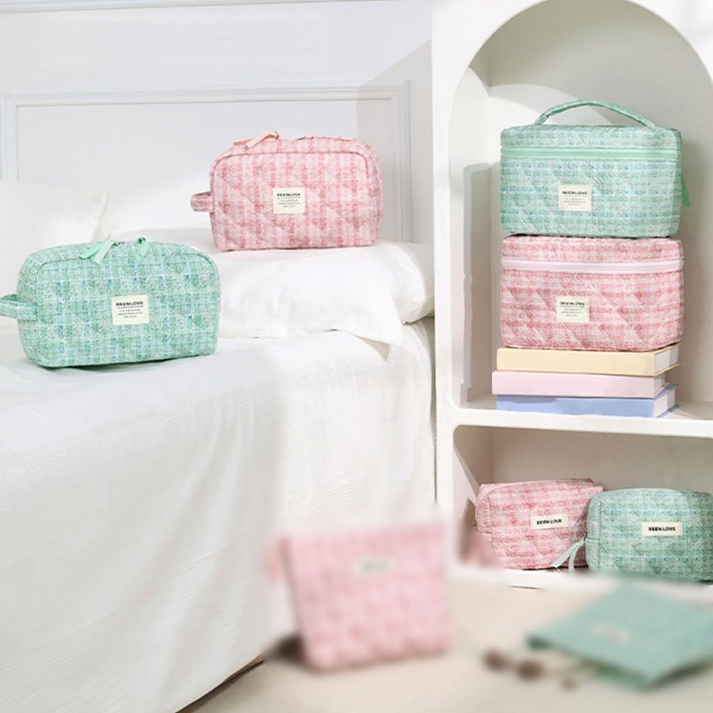 Sxett Sxett Quilted Cosmetic Bag Large Capacity Makeup Bag Portable Makeup Pouches Wash Bag Aesthetic Toiletry Bag for Women Girls