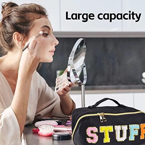 MZLUWM MZLUWM Stoney Clover Dupes Preppy Makeup Bag, Wide Open Cosmetic Bag, Portable Nylon Waterproof Travel Toiletry Bag for Women, Preppy Stuff Makeup Pouch for Girls with Chenille Letter and Handle