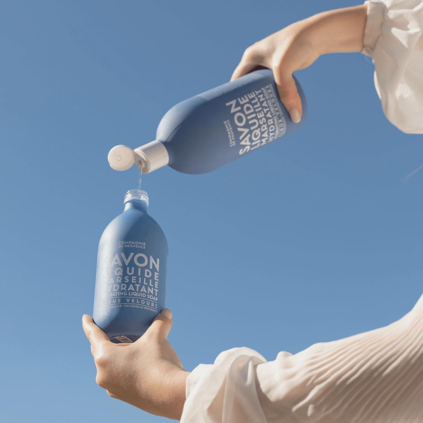 La Compagnie de Provence Compagnie de Provence Savon de Marseille Extra Pure Liquid Soap - Velvet Seaweed - 16.7 Fl Oz Glass Pump Bottle