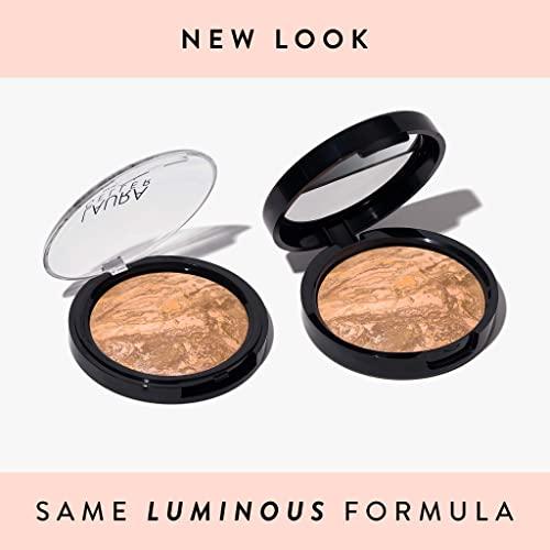 LAURA GELLER NEW YORK LAURA GELLER NEW YORK Baked Balance-N-Glow Illuminating Foundation - Porcelain - Buildable Sheer to Light Coverage - Satin Finish