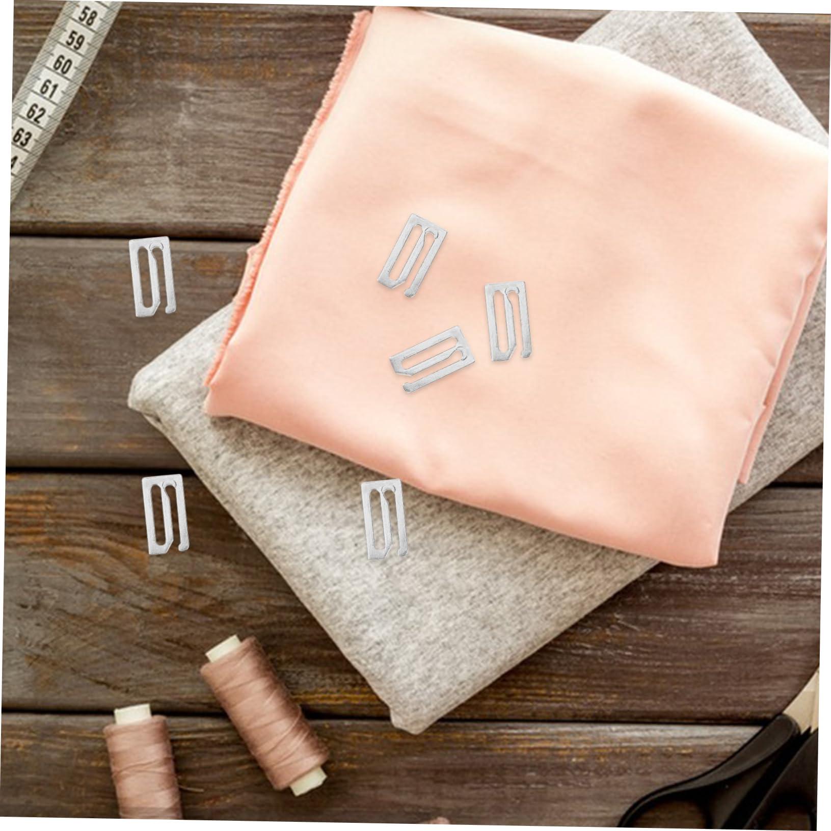 HONMEET HONMEET 10pcs Hair Apron Button Trimmer Hairstylist Barber Cape Braiding Hair Rack Hair Salon Cape Apron Clip for Haircut Barber Kit Convenient Barber Cape Clip Man Razors Iron Silver