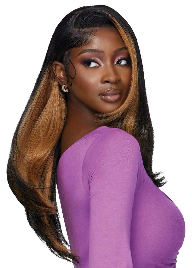 Outre Outre Lace Front Wig - Perfect Hair Line 13X4 - Swoop Series - Swoop 1 (GINGER SPICE)