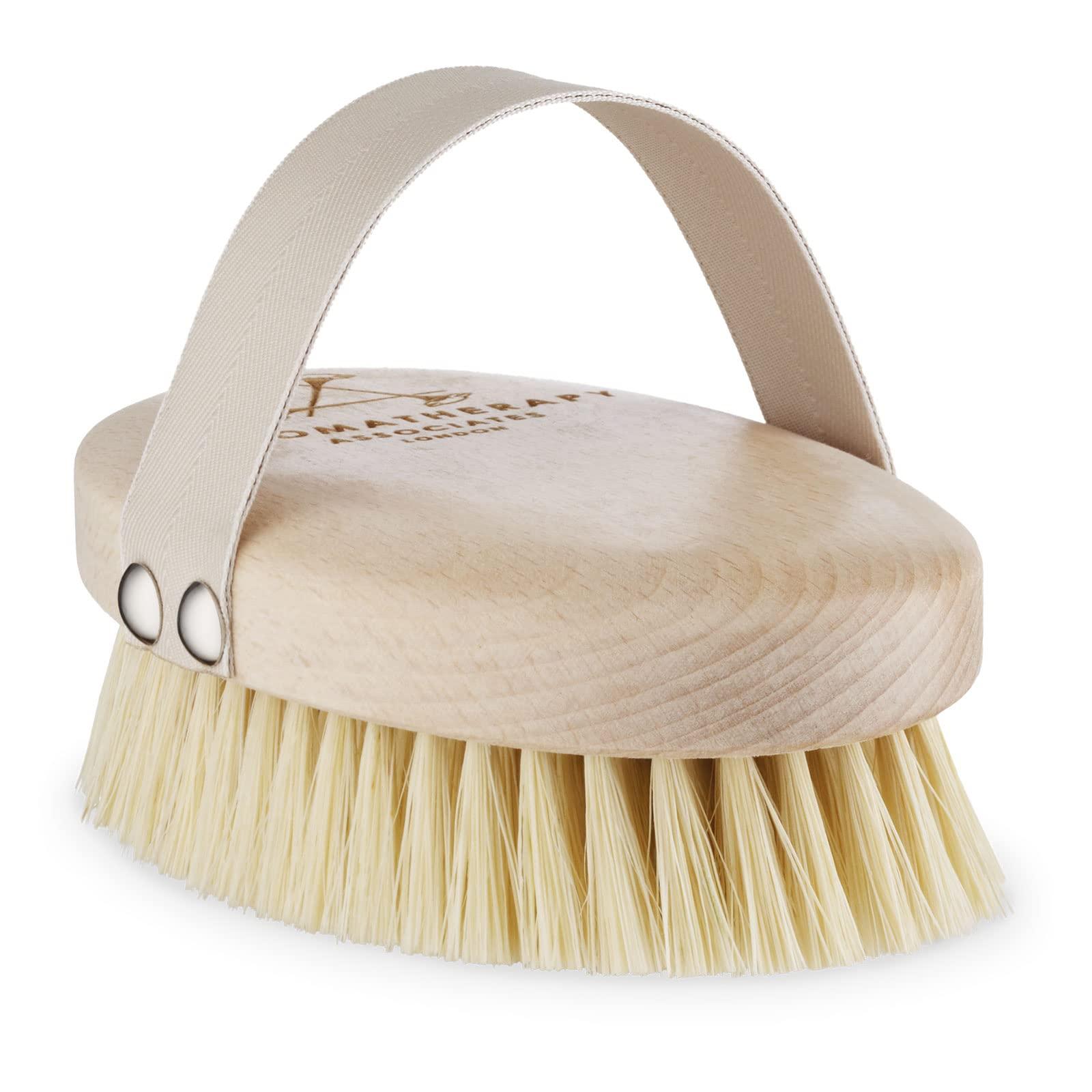 Aromatherapy Associates Aromatherapy Associates Revive Body Brush, Natural Dry Brush to Exfoliate Skin and Boost Circulation, Cellulite Brush Made of Natural and Sustainable Materials (1 Count)