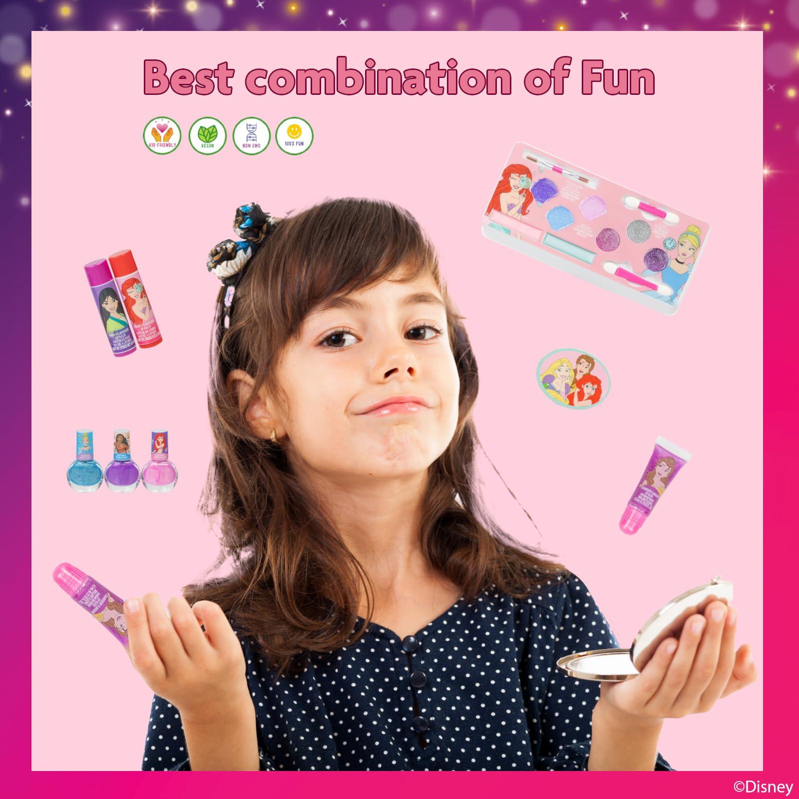 Townley Girl Disney Princess Train Case Beauty Set, Kids Makeup Kit for Girls, Real Washable Makeup Set, Play Makeup, Party Favor, Birthday, Ages 3 4 5 6 7 8 9 10 11 12 by Townley Girl