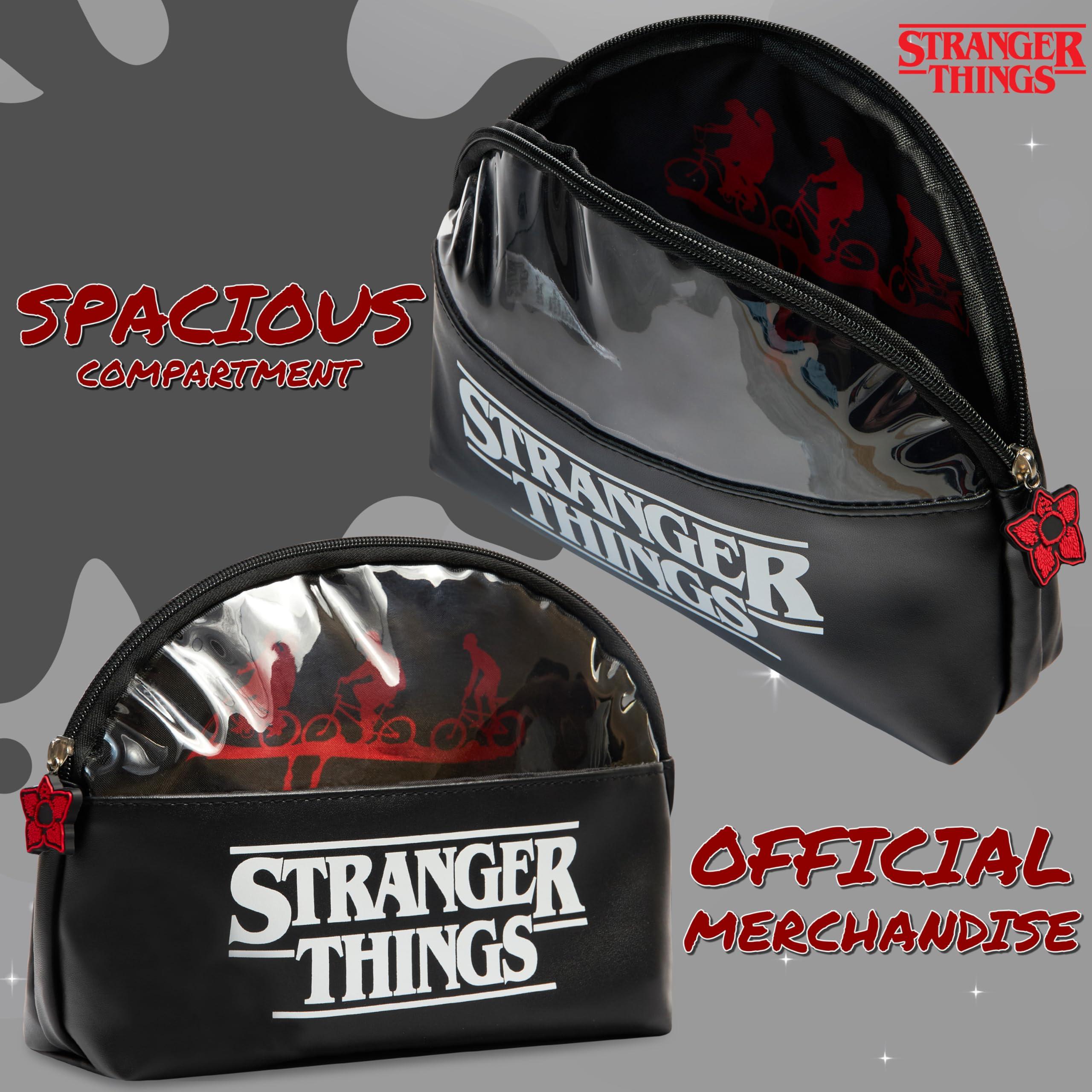 Stranger Things Stranger Things Wash Bag for Women Men Teenagers Makeup Bag Travel Toiletry Bag Gym Holiday Grooming - Gifts for Her (Black)