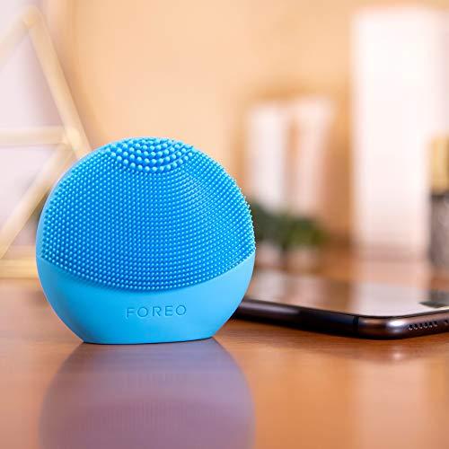 FOREO FOREO LUNA fofo Smart Facial Cleansing Brush and Skin Analyzer, Aquamarine, Personalized Cleansing for a Unique Skincare Routine, Bluetooth & Dedicated Smartphone 1 Count (Pack of 1)