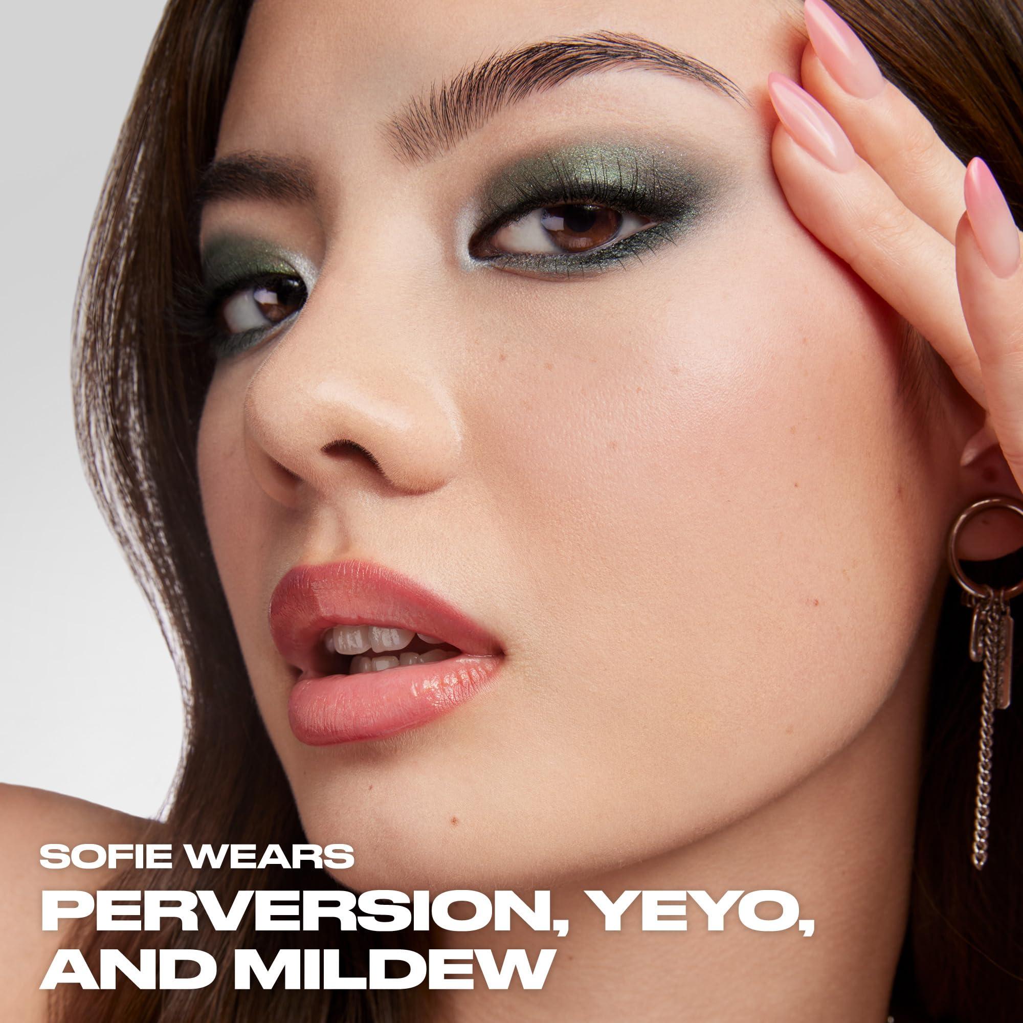 URBAN DECAY URBAN DECAY 24/7 Glide-On Waterproof Eyeliner Pencil (Smoke - Deep Matte Gray), Smudge-Proof, Transfer-proof, Long-lasting Colored Eye Liners, Hydrating Vitamin E, Cruelty-free - 0.04 oz