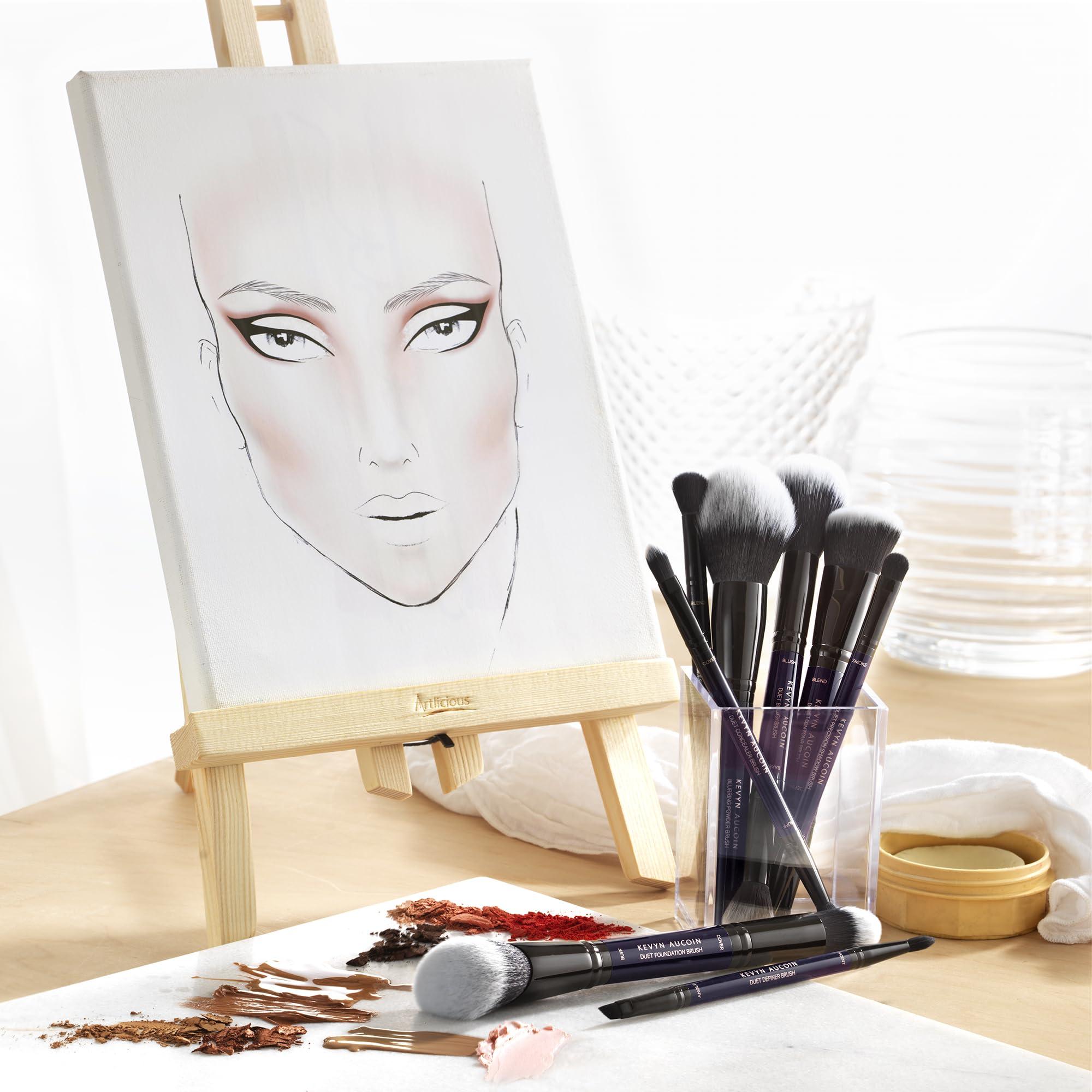 Kevyn Aucoin Kevyn Aucoin Duet Precision Shadow Brush: Dual-ended to fine tune your eye makeup & create effortless smoky eyes. Innovative small, round, dome-tipped SMUDGE and dense, flat-shape, tapered SMOKE ends.