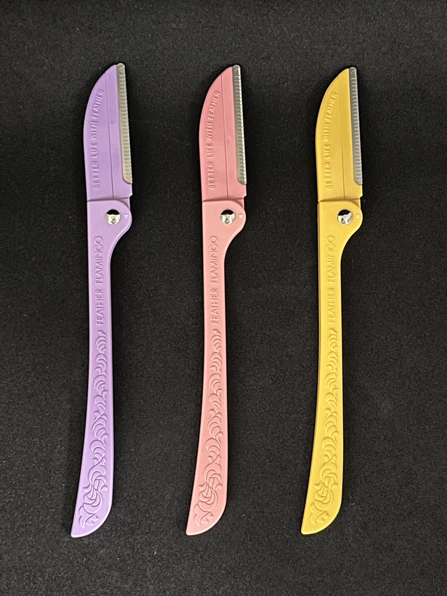 Feather Flamingos Feather Flamingo Facial Touch Up Stainless Steel Razor for Eyebrow and Face Hair Removal - 3 Pack | Foldable and Long-Lasting