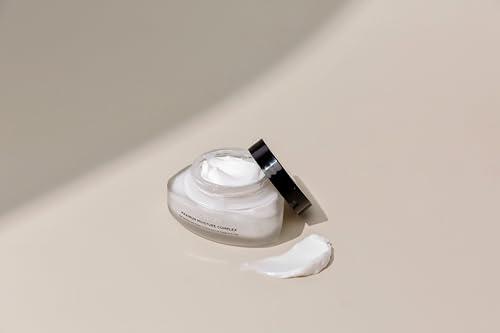 Aloette Aloette Maximum Moisture Complex, Premium Age Defying Face & Anti Wrinkle Cream, Vitamin E, Shea Butter, Aloevera for All Skin Types, Cruelty Free, 2.3 Oz