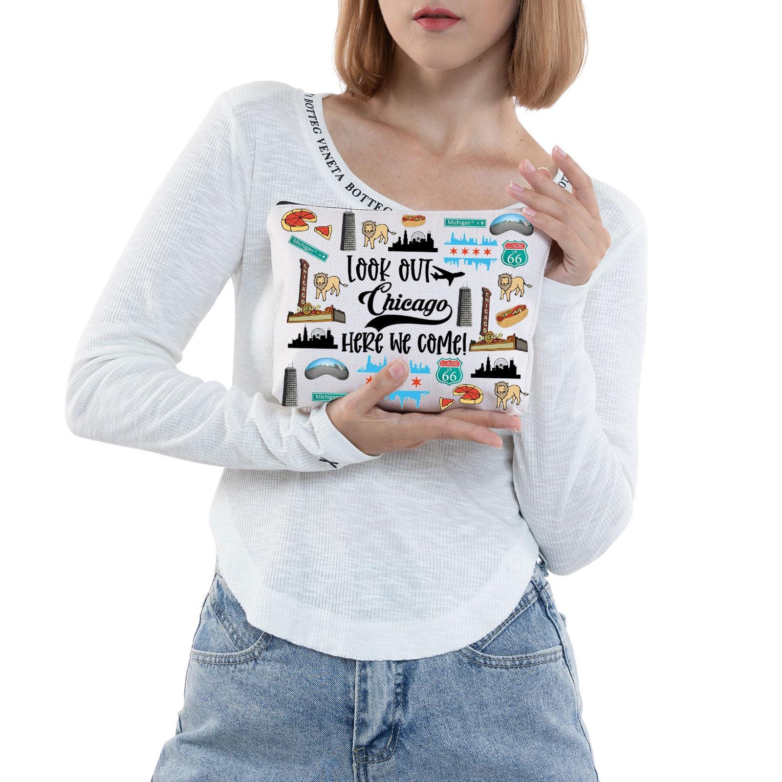 JNIAP JNIAP Chicago Makeup Bag Chicago Themed Gifts Chicago Souvenirs Gifts Chicago Zipper Pouch Chicago Trip Gifts (look out Chicago)