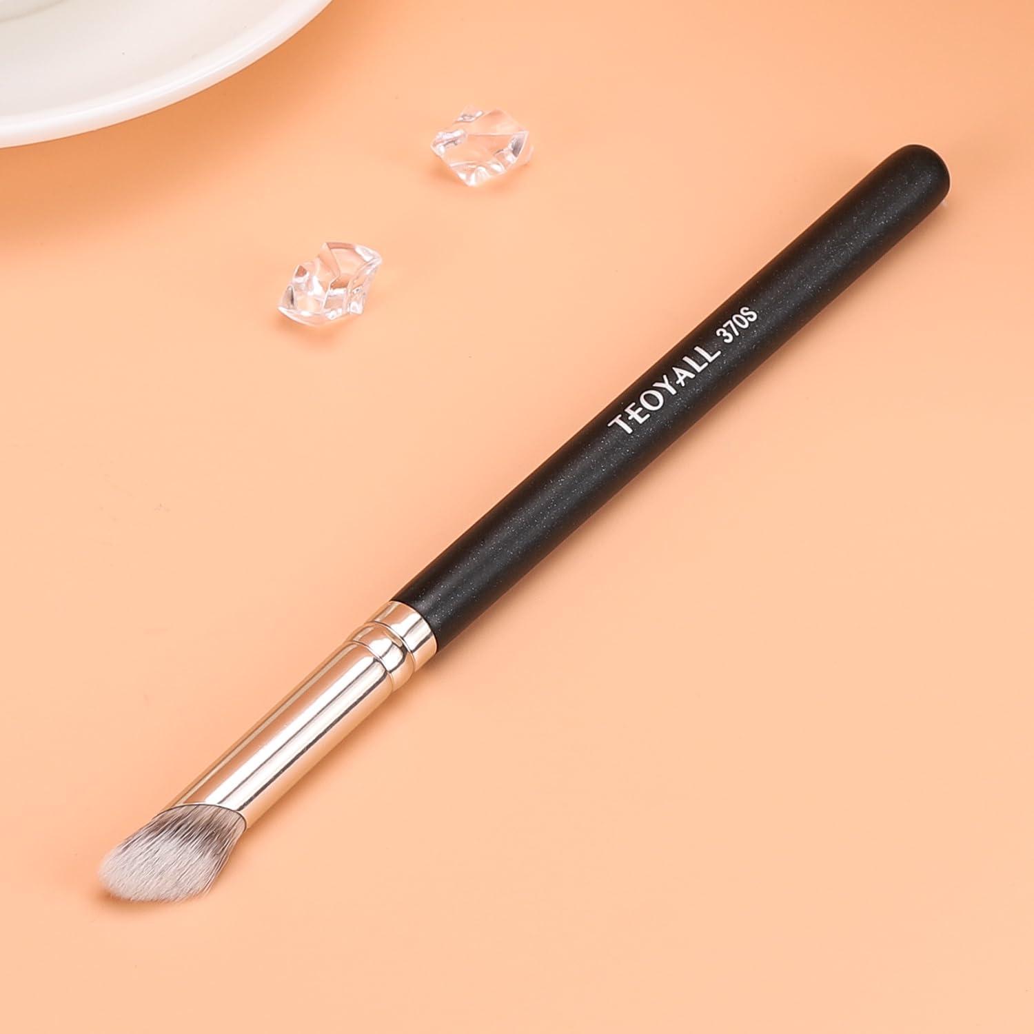 TEOYALL TEOYALL Mini Nose Contour Brush, Synthetic Under Eye Concealer Brush for Blending Setting Buffing with Liquid, Cream and Powder Cosmetic (370S)