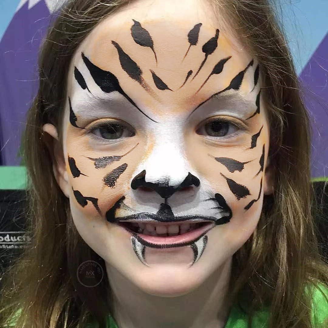 Go Ho Go Ho Pastel Orange Body Paint Washable(2.37 oz,70 ml),Water Based Cream Pastel Orange Face Body Paint for SFX Cosplay Costumes Festivals Halloween Makeup