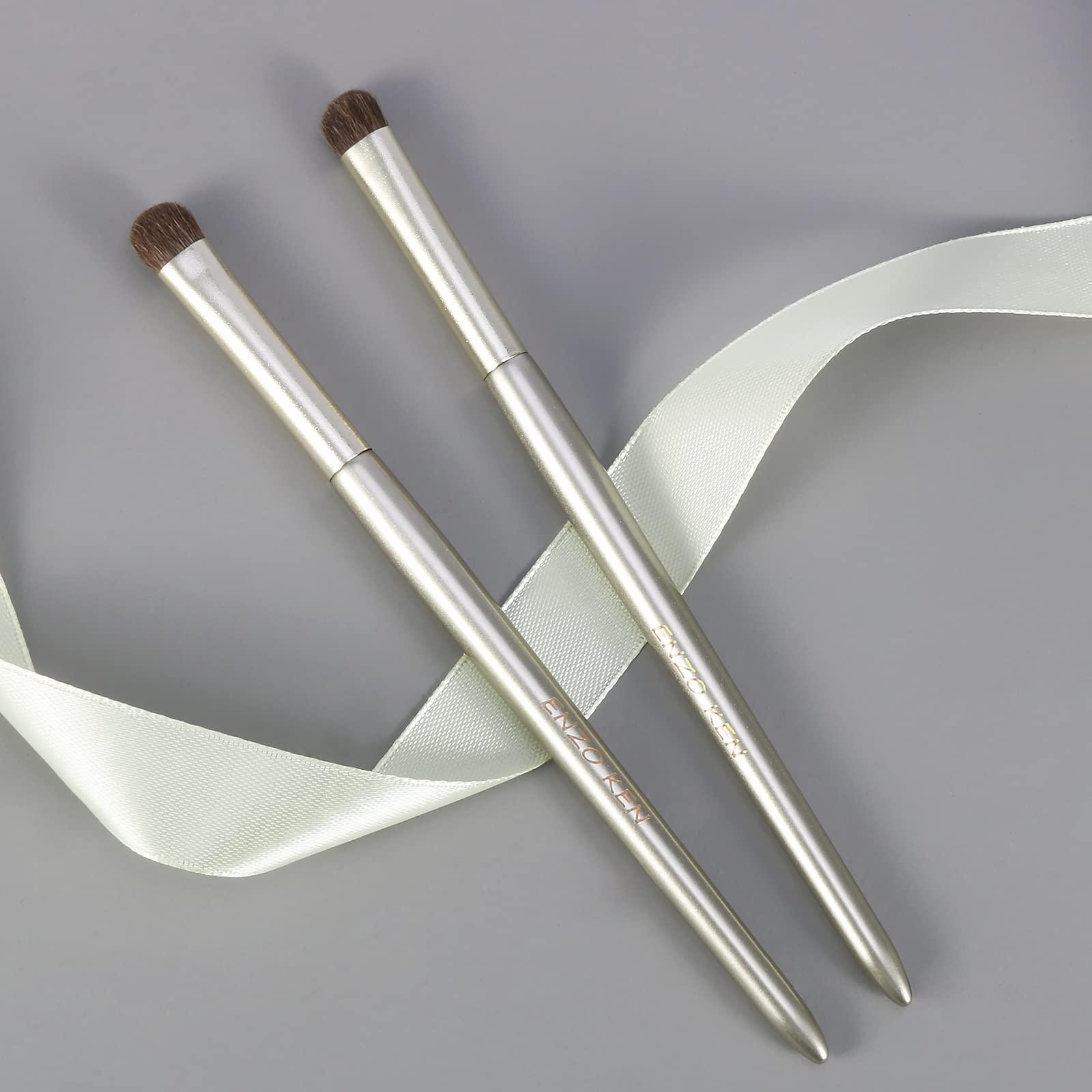 ENZO KEN Natural Pony Hair Eye Shadow Brush by ENZO KEN, Medium Smudge Eyeshadow Brush, Shader Eye Shadow Brush, Eye Smudge Brush, Single Eyeshadow Brush, Eye Brushes, Eyeshadow Blending Brush. (Gold, E203M)