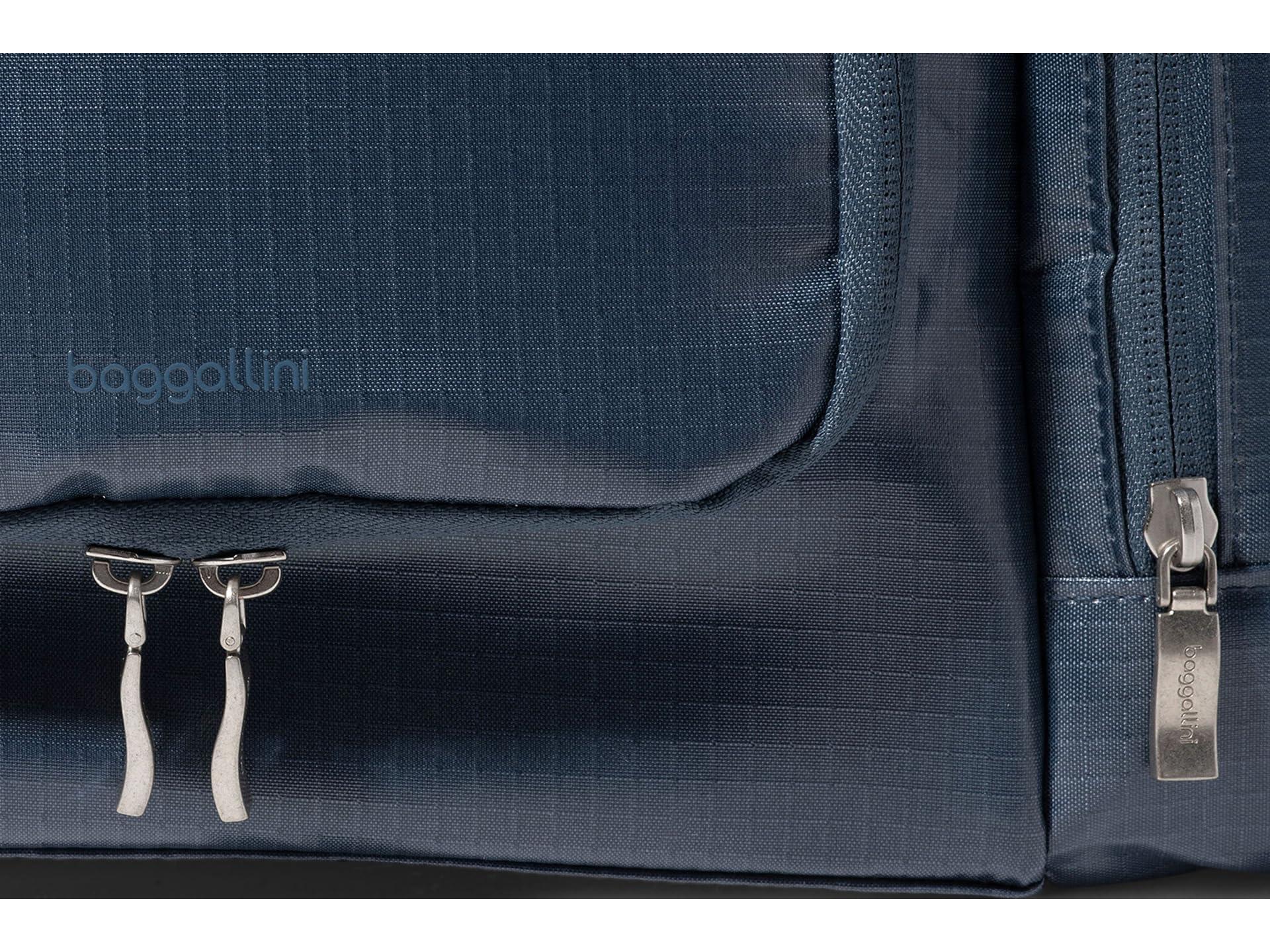 Baggallini Baggallini Toiletry Kit, Mist Gloss Ripstop